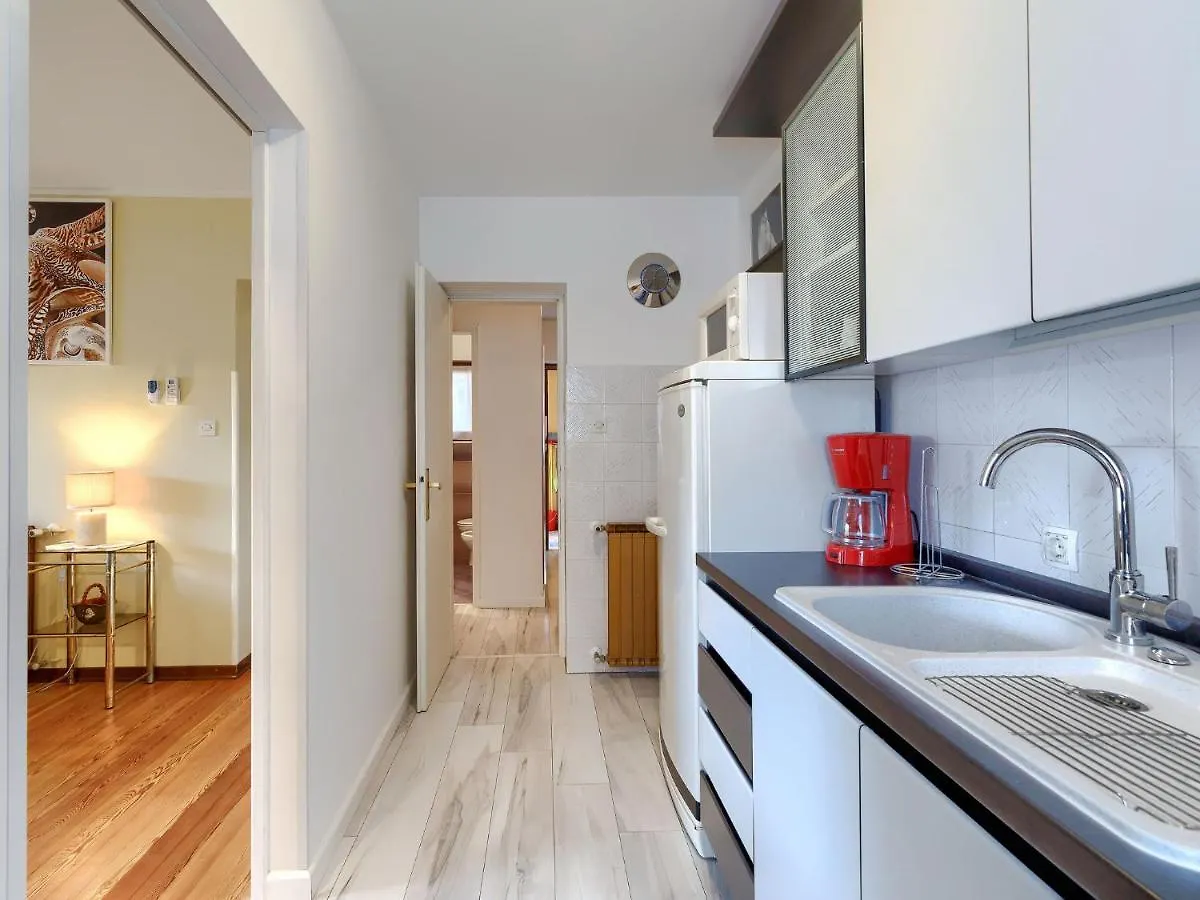Apartment Tiziana-3 By Interhome ウマグ
